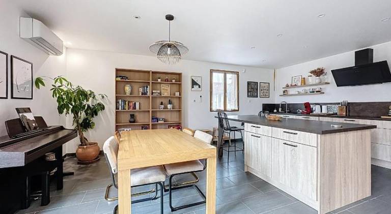 Apartment with 2 rooms for 6 persons — photo 4