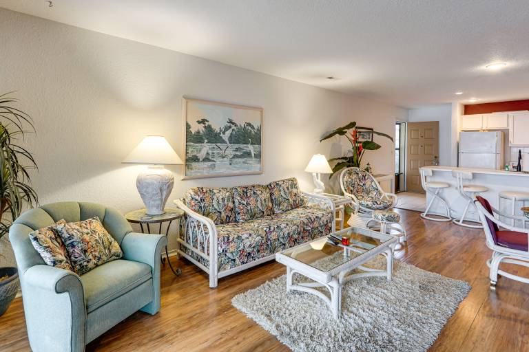 Main Channel View! Condo w/ Dock & Pool Access — photo 4