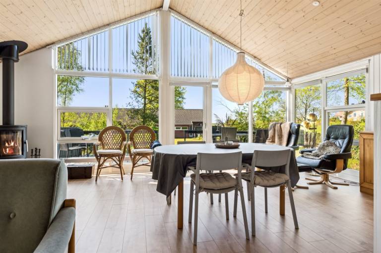 House with sauna & patio — photo 4