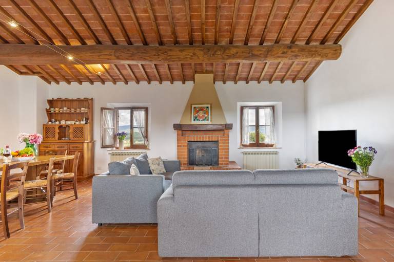 Holiday apartment with yard & pool | Garden view — photo 4