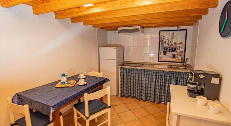 Apartment with 2 rooms for 4 persons — photo 2