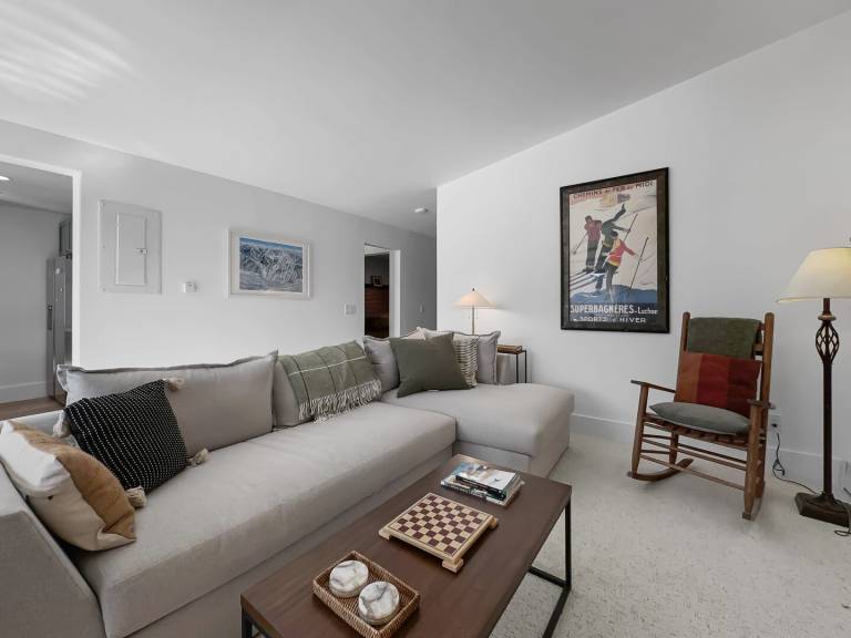 Children-friendly condo | Pets are welcome — photo 5