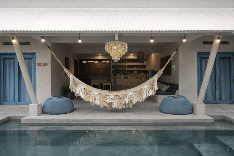 Family-friendly beautiful vacation home with grill, private pool & garden | Next to the beach | Perfect for remote work | Dogs allowed in General Luna
