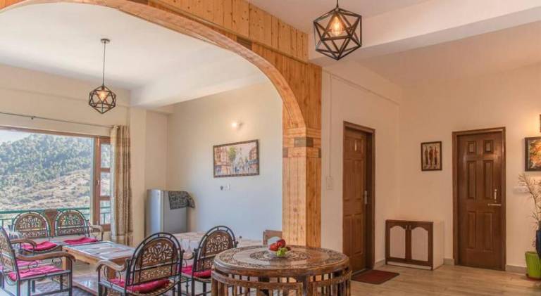 Villa with patio — photo 4