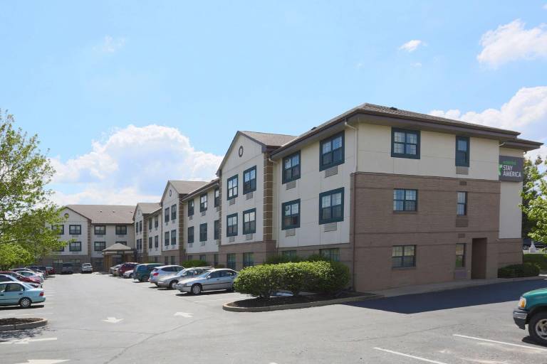 Extended Stay America Suites - St. Louis - St. Peters in St. Charles, MO