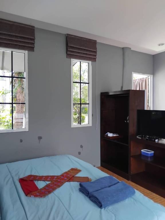 Charming vacation home with yard | Suitable for remote work | Pets allowed — photo 4