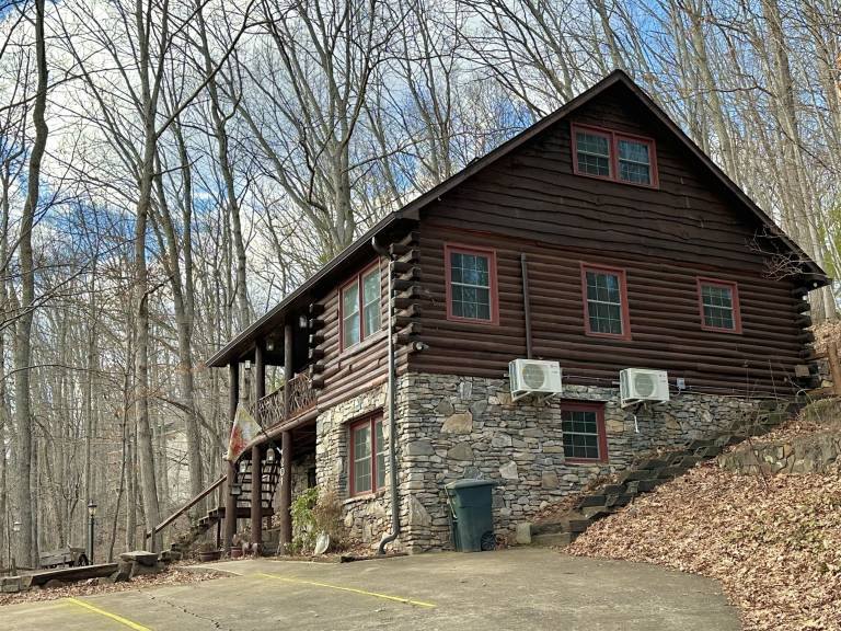 Cabin  Lake Junaluska