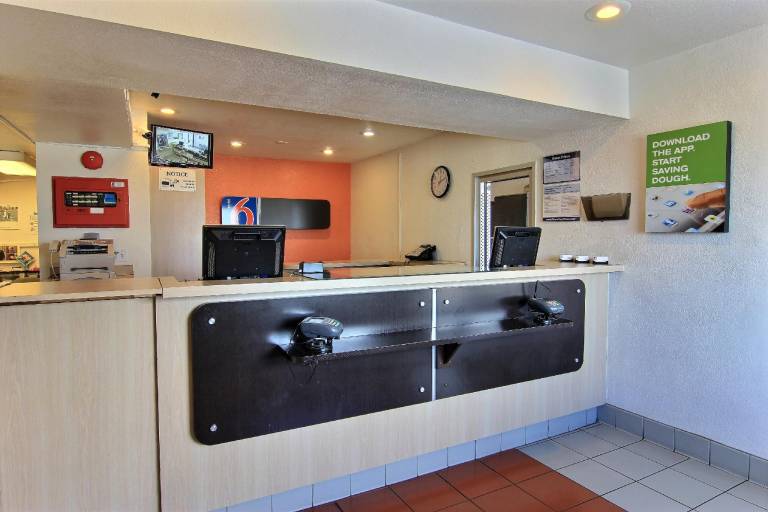 Motel 6 Corpus Christi, TX - East - North Padre Island — photo 3