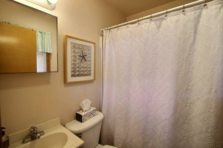 Condo | Beach view — photo 3