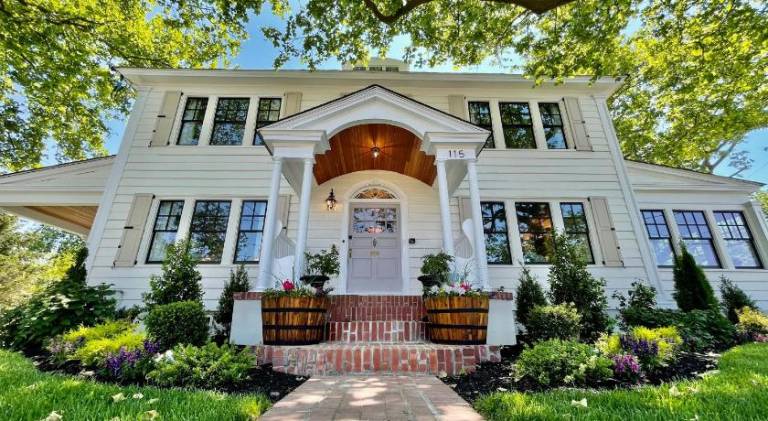 Buttonwood Boutique Hotel