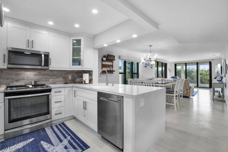 Condo Hutchinson Island
