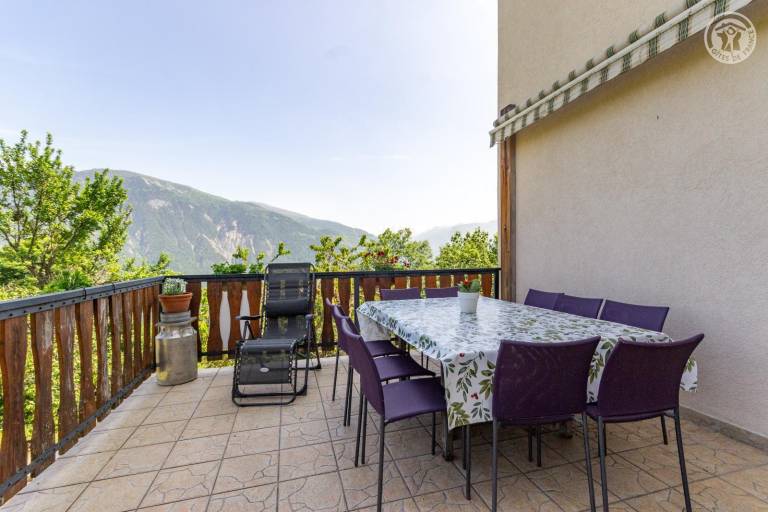 Gite with garden, grill & terrace — photo 5