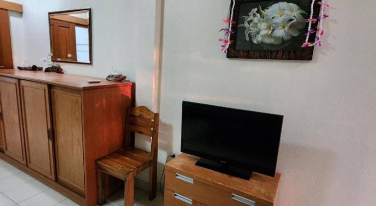 Serviced apartment with pool & terrace | Dogs allowed — photo 2