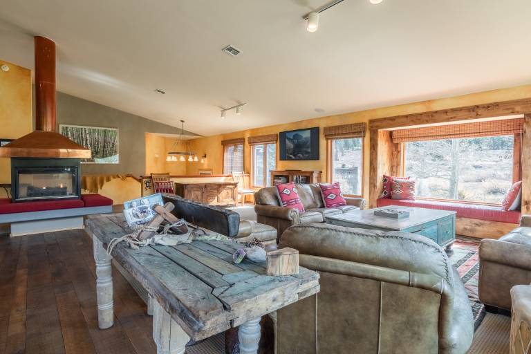 XXL Snowcreek 747 - 5 Bedroom 4 Bathroom Sleeps 12 Pet Friendly, Amazing Mountain Views — photo 2
