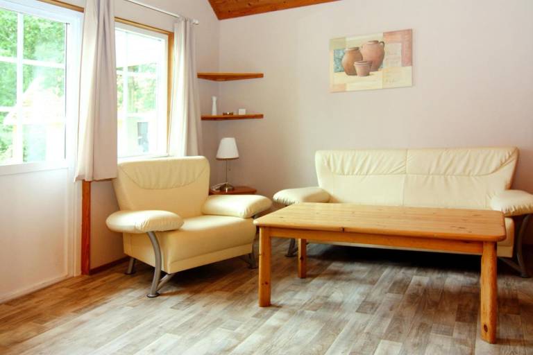 Vacation home with terrace, garden & jacuzzi — photo 2