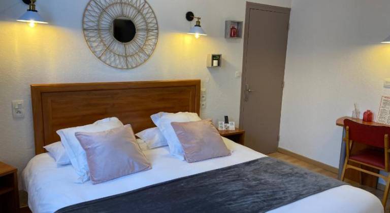 Logis La Lentillere - Restaurant Cote Parc — photo 2