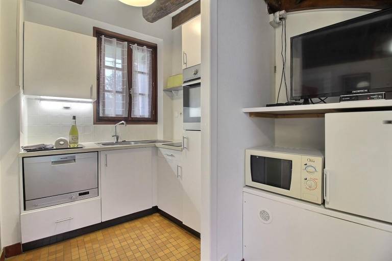 Fully equipped gite with patio & yard | Pets allowed — photo 4