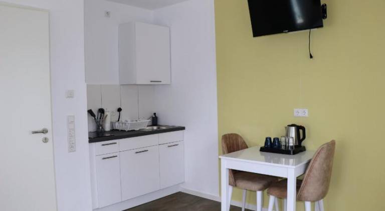 Holiday apartment with terrace & garden — photo 5