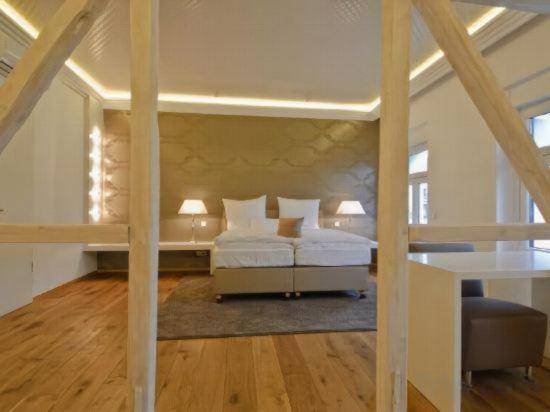 Holiday apartment with patio — photo 2