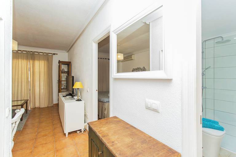 Holiday apartment with garden, patio & pool | Next to the beach | Pet-friendly — photo 2