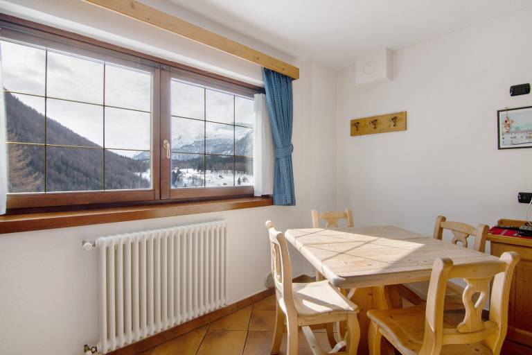 Children-friendly aparthotel with garden, fast internet & terrace | Mountain view | Pets are welcome — photo 4