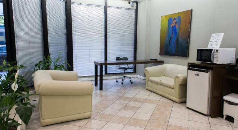 Master Express Alberto Bins - 200 metros do Hospital Santa Casa — photo 3