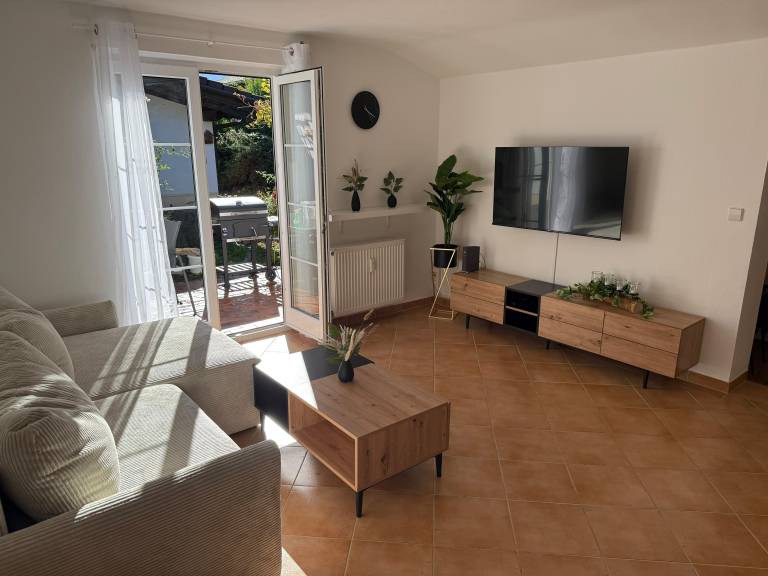 Apartment with grill & garden | Nature view — photo 4