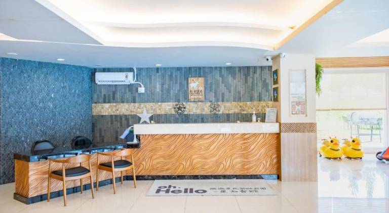 Lovestar Lakeside Hotel-Starlight Building — photo 4