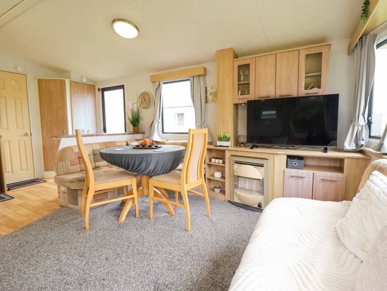 Family-friendly pleasant cottage with garden | Pet-friendly — photo 5