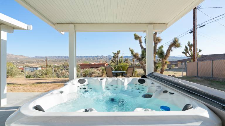 Children-friendly vacation home with terrace, pool & hot tub | Mountain view | Pet-friendly — photo 3