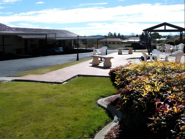 Clansman Motel