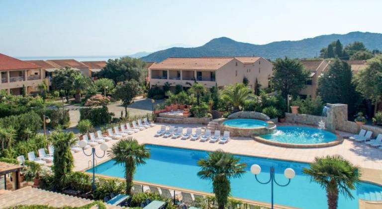 Lovely apartment with pool | Pets allowed in L'Île-Rousse