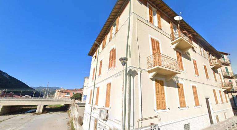Apartment | Next to the beach | Pets allowed in Finale Ligure