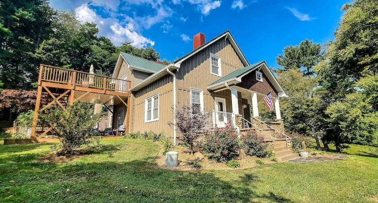 House  West Jefferson