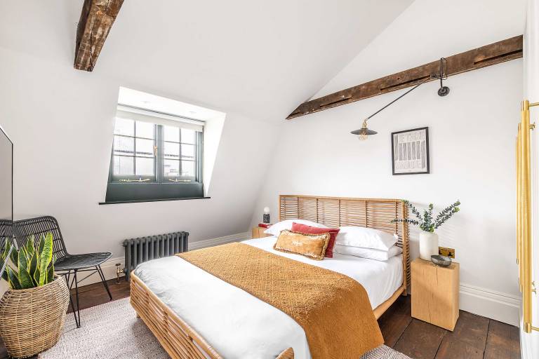 Cosy Loft Apartment minutes from Angel Tube St