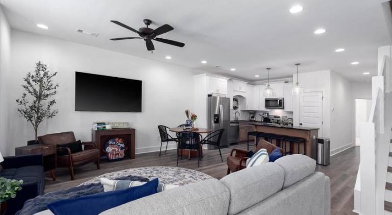 Vacation home with 1 room for 11 persons in Auburn, AL