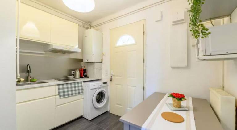 Holiday apartment with 2 rooms for 4 persons — photo 3