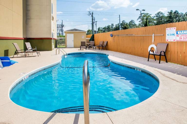 Econo Lodge Valdosta Mall Area — photo 5