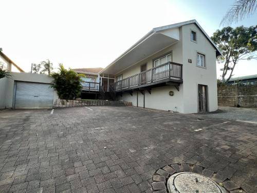 Bed and breakfast  Montclair