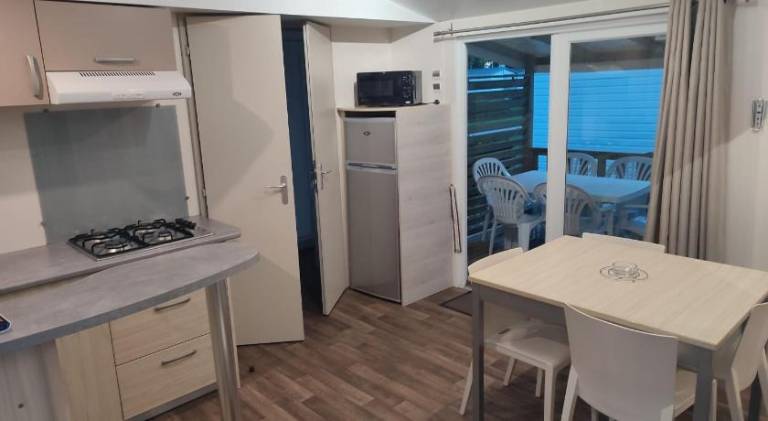 Mobil-Home 6 personnes avec TV et clim N' B025 — photo 5