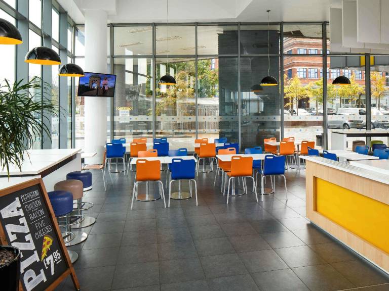 Ibis budget Manchester Centre Pollard Street — photo 2