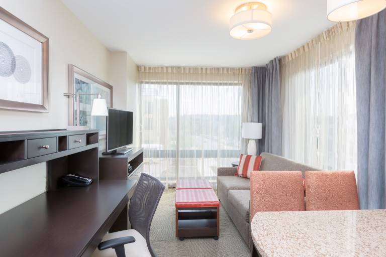 2 Bed Hear Mobility Accessible Tub Nosmk