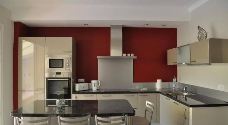 Lovely holiday apartment with barbecue, garden & private pool | Close to the beach | Pets allowed — photo 3