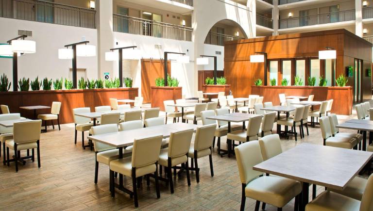 Embassy Suites by Hilton Cincinnati Northeast Blue Ash — photo 5