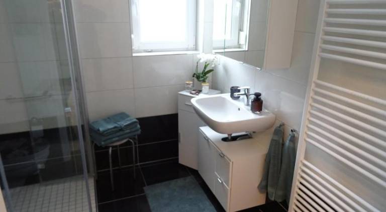 Wohlfuhl Hotel & Pension am Birnengarten - Ruhige Zimmer mit Bad & WLAN — photo 4