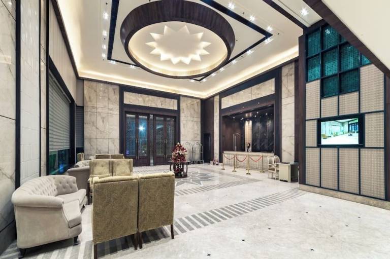 Palm Green Hotel and Resorts