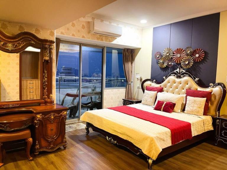 Wonderful vacation home with pool | Pets allowed in Makati