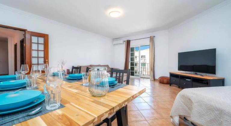 Rental apartment with terrace — photo 2
