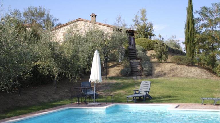 Small independent house. pool, veranda, BBQ — photo 3