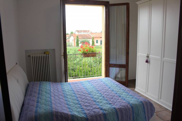 Child-friendly holiday apartment with barbeque, garden & jacuzzi | City view | Pets allowed — photo 2